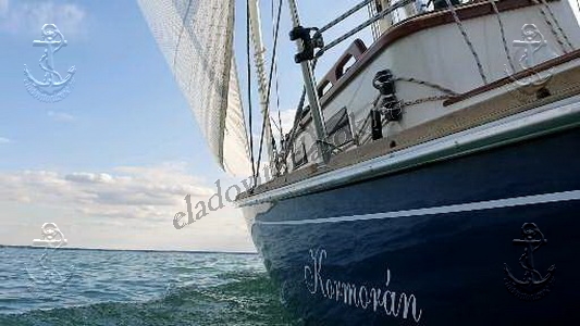 Eladó vitorlások, hajók a Balatonon: http://eladovitorlasok.hu