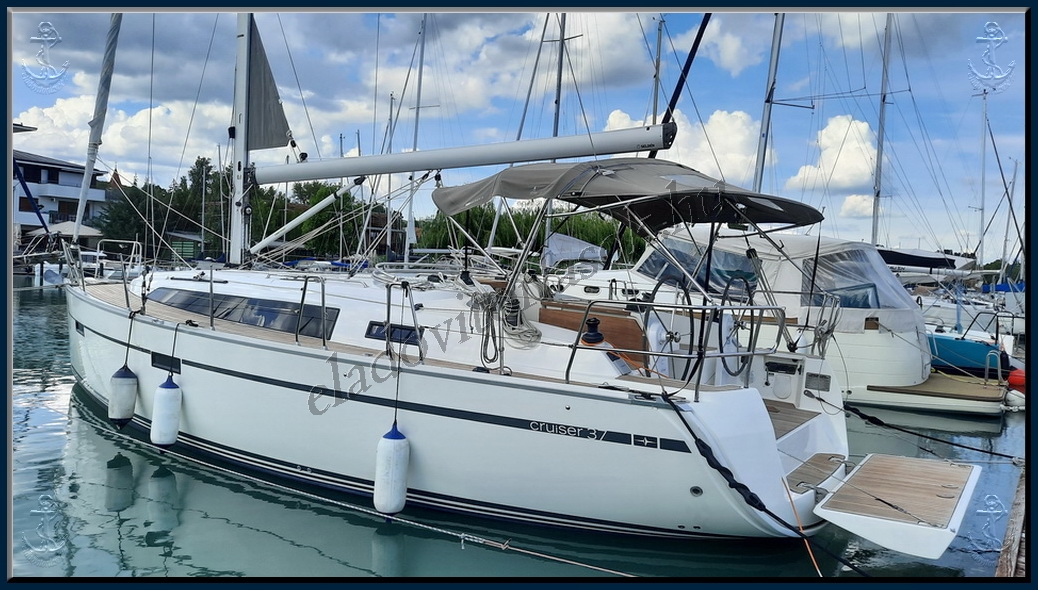 Eladó Bavaria 37 Cruiser vitorlás a Balatonon: http://eladovitorlasok.hu