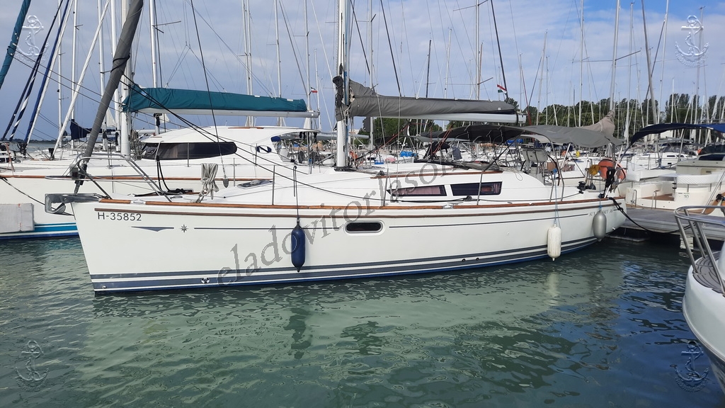 Eladó vitorlások, hajók a Balatonon: http://eladovitorlasok.hu