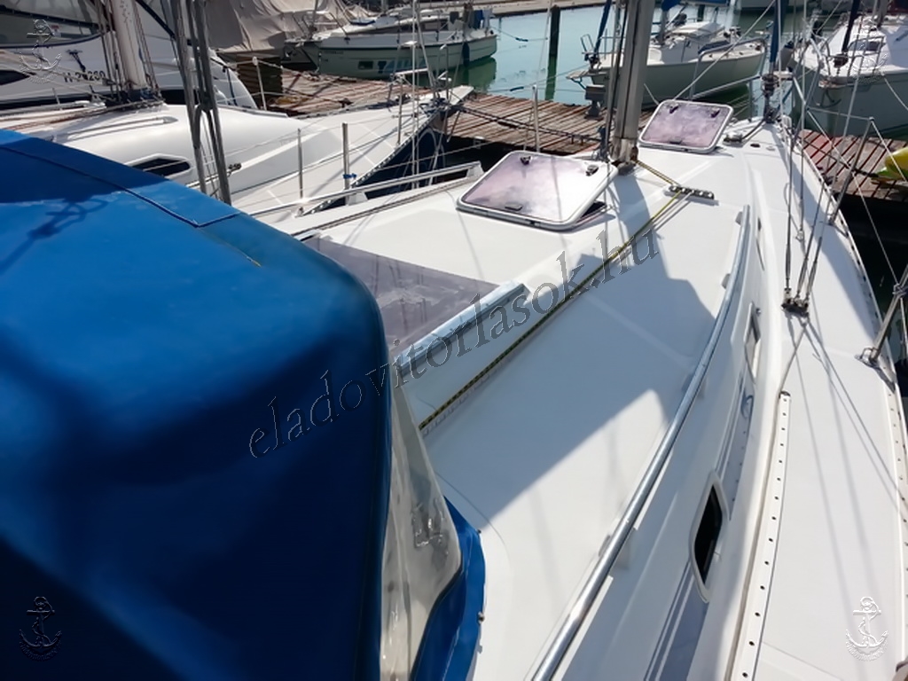 Eladó vitorlások, hajók a Balatonon: http://eladovitorlasok.hu