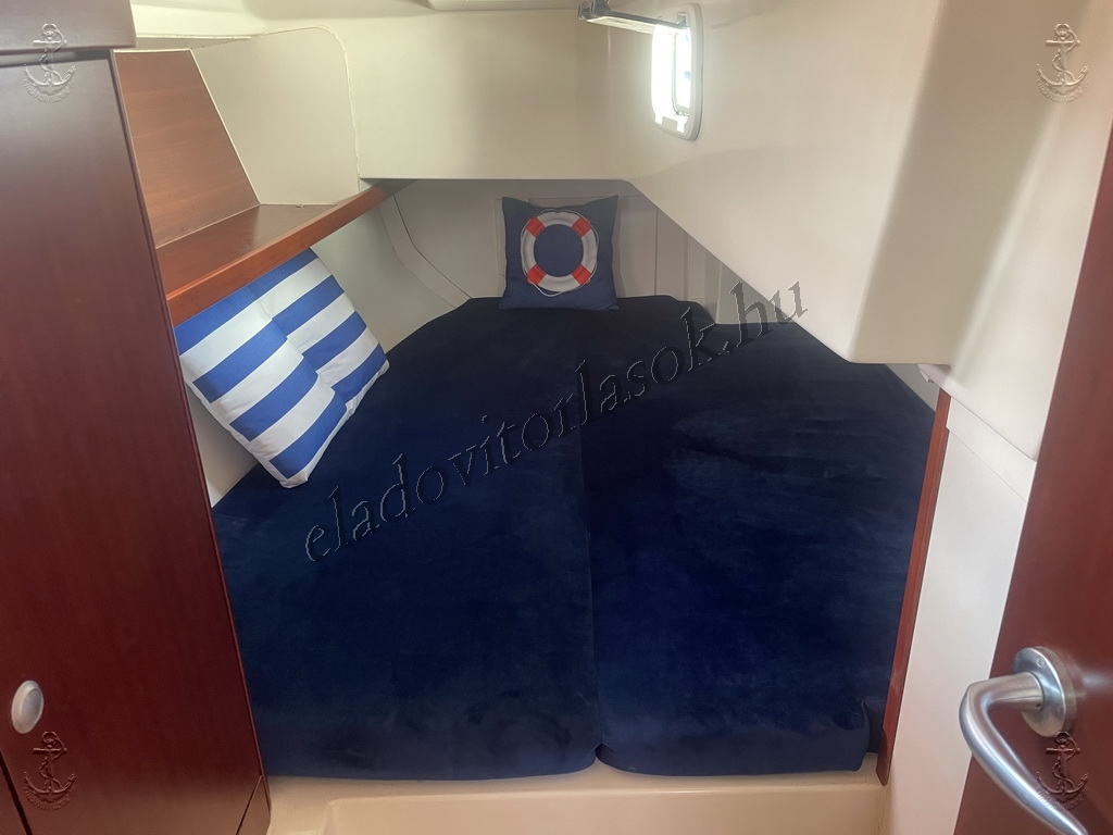 Eladó vitorlások, hajók a Balatonon: http://eladovitorlasok.hu