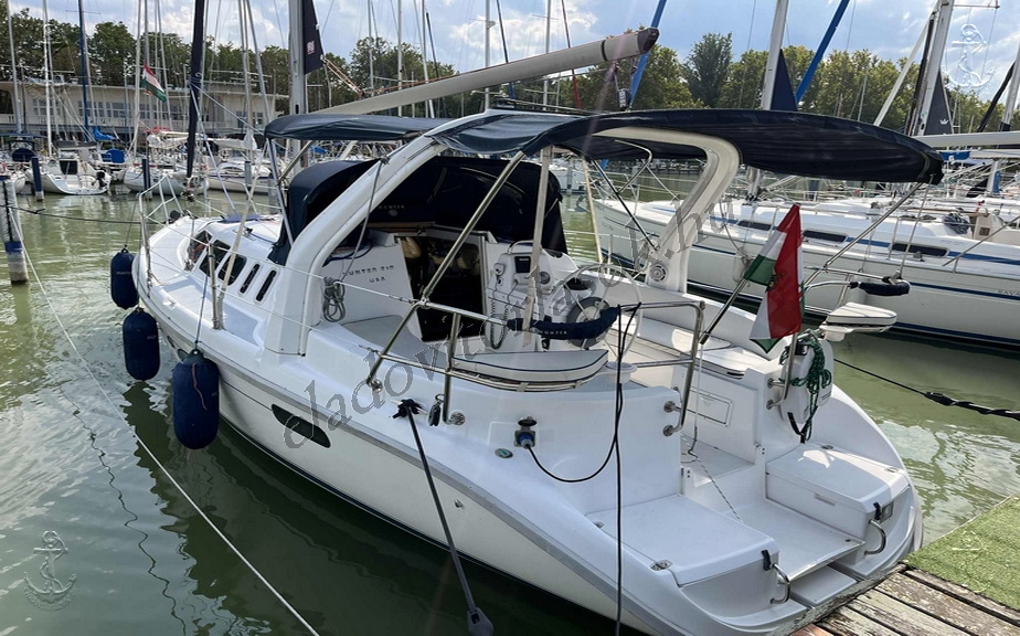 Eladó hajók, vitorlások a Balatonon: http://eladovitorlasok.hu